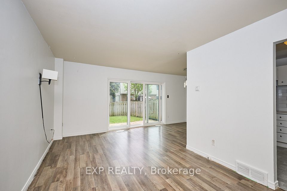 #169 - 17 Old Pine Trail, St. Catharines, ON L2M 6P9