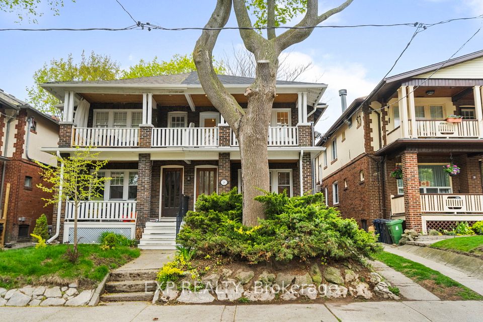 26 Glen Manor
