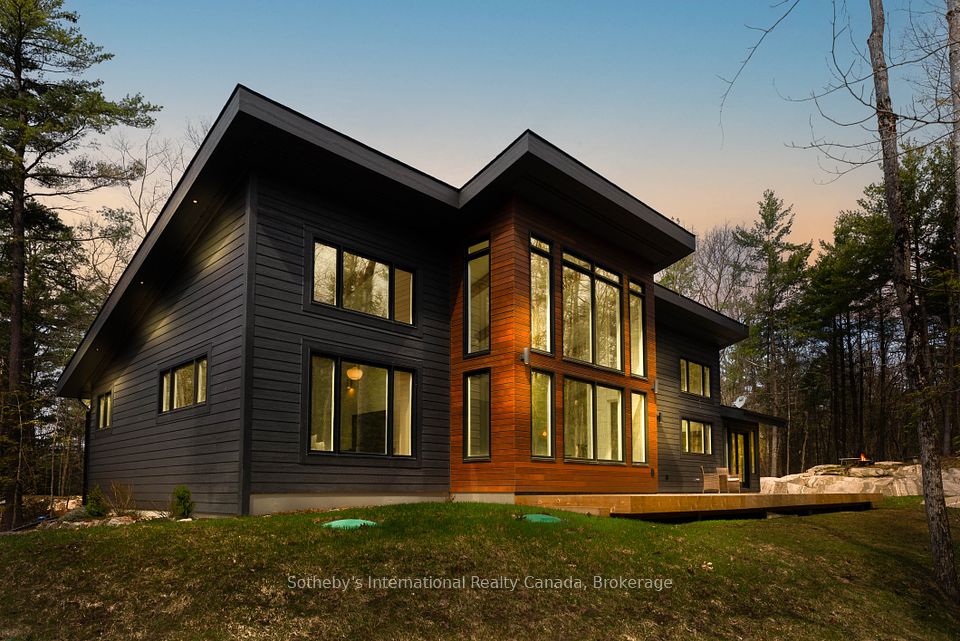 1532 Southwood