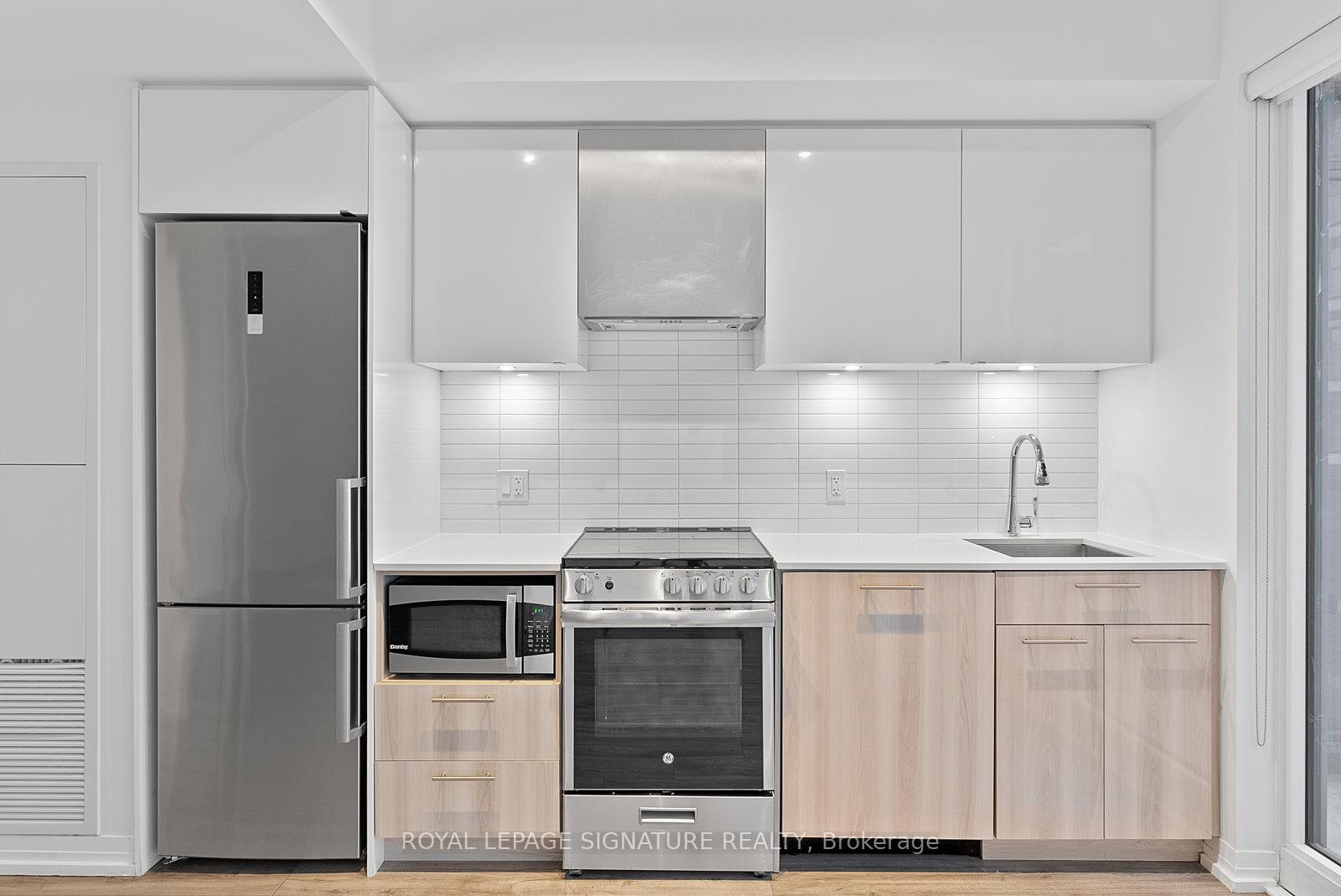1 Bedroom Condo at 251 Jarvis,  Toronto For sale