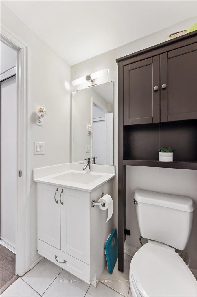 1 Bedroom Condo at 1940 Ironstone, Burlington For sale