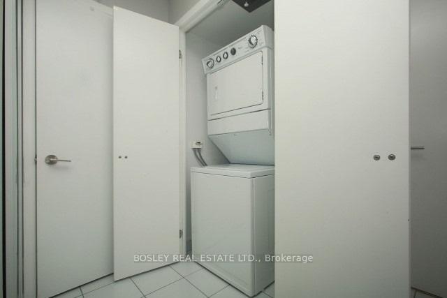 1 Bedroom Condo at 209 Fort York, Toronto For sale