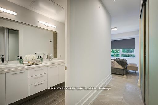 3 Southvale Drive, #301