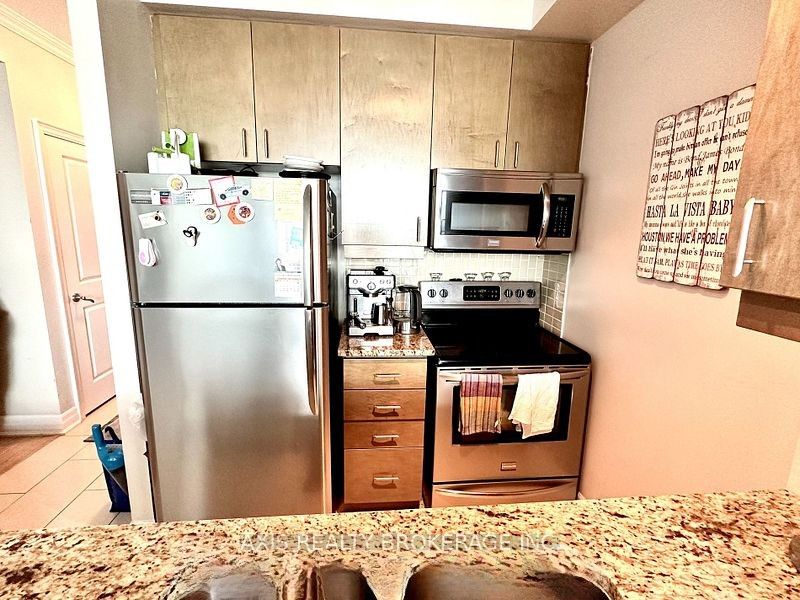 #2509 - 100 John Street, Brampton, ON L6W 0A8