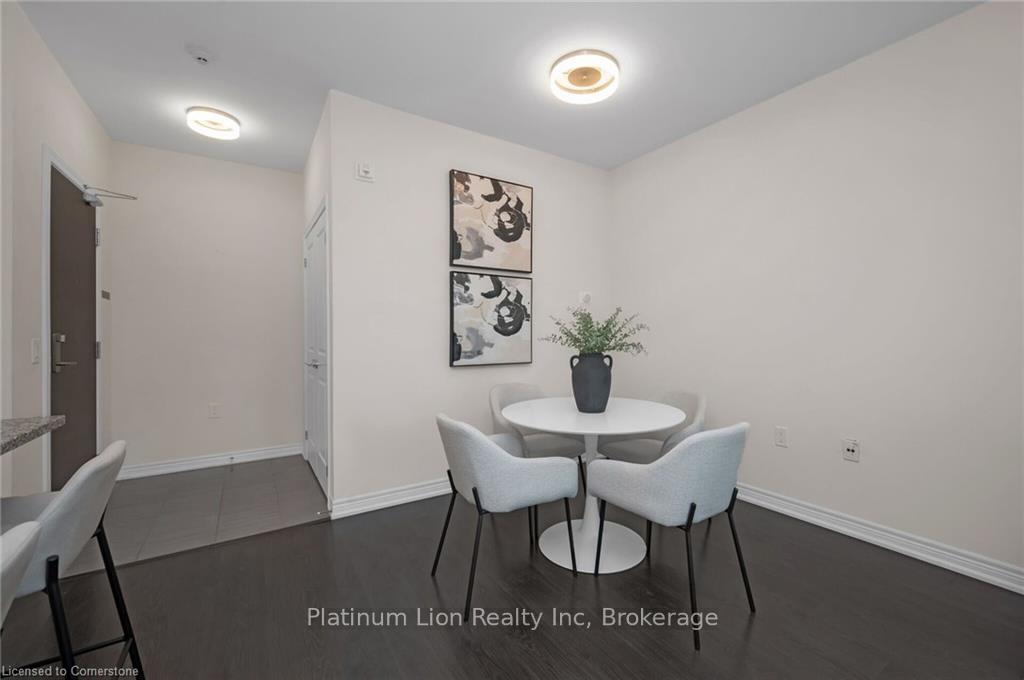 2 Bedrooms Condo at 2375 Bronte, Oakville For sale