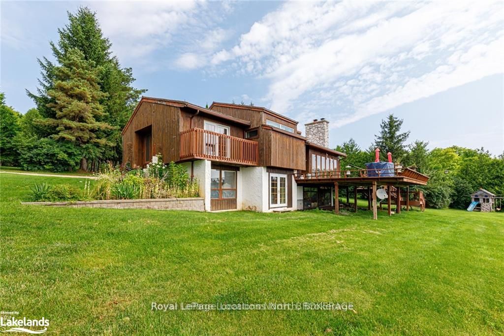 795310 The Blue Mountains Clearview Townline