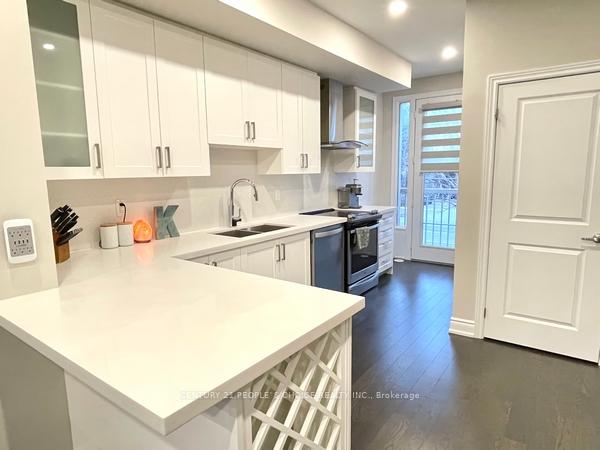 4 Bedrooms Condo at 1026A Islington, Toronto For sale
