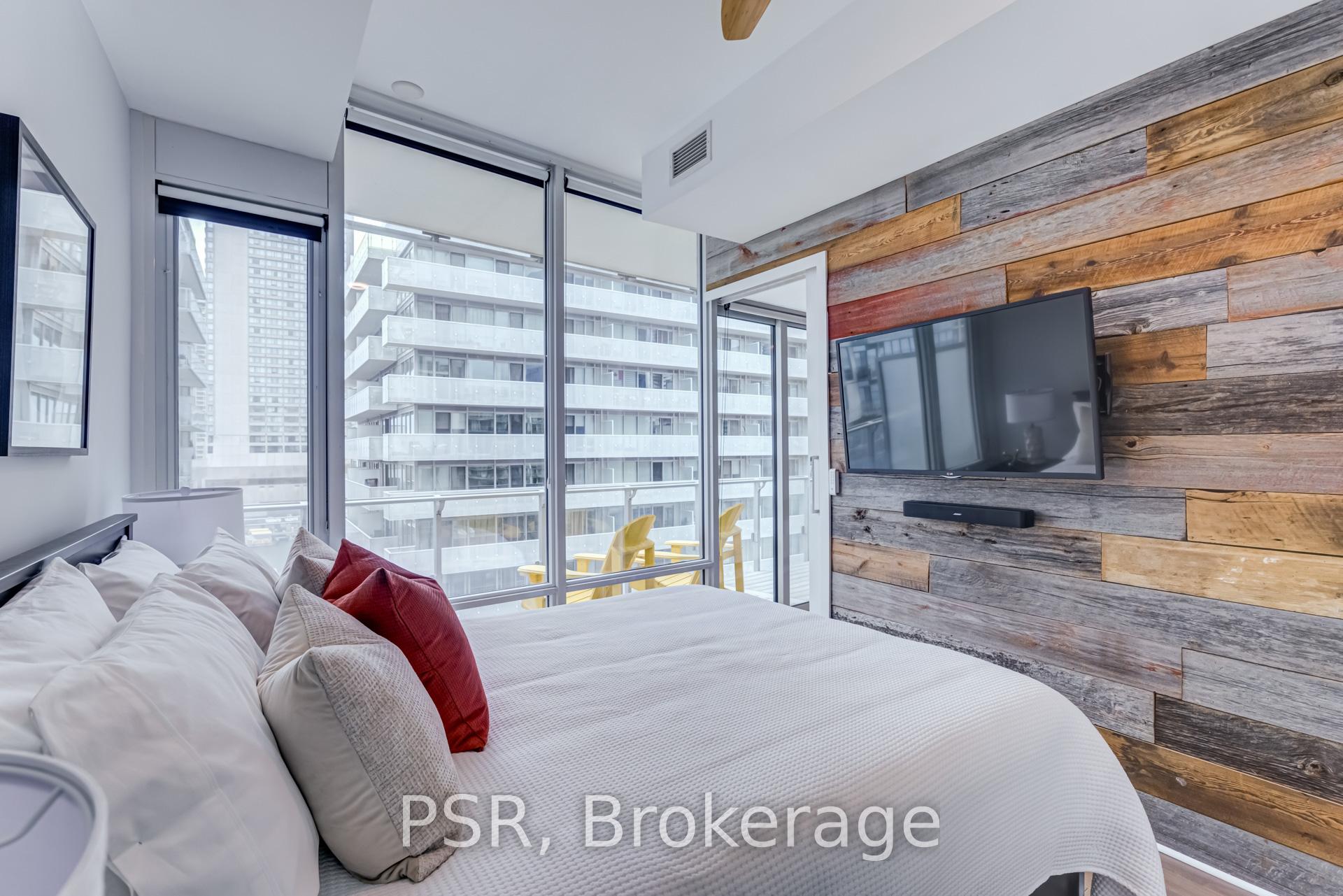 1 Bedroom Condo at 29 Queens Quay, Toronto For sale