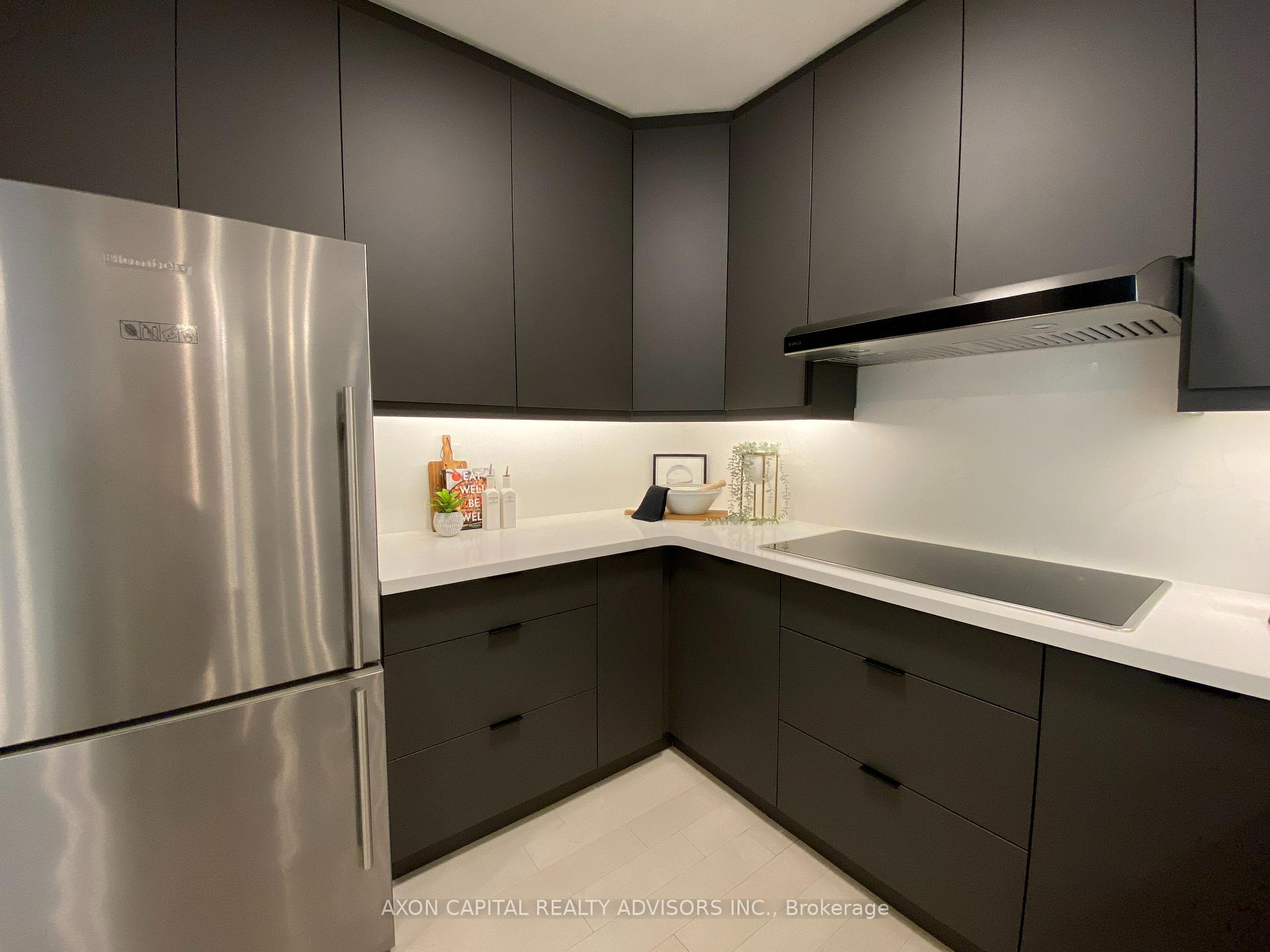 3 Bedrooms Condo at 59 Mcmurrich, Toronto For sale