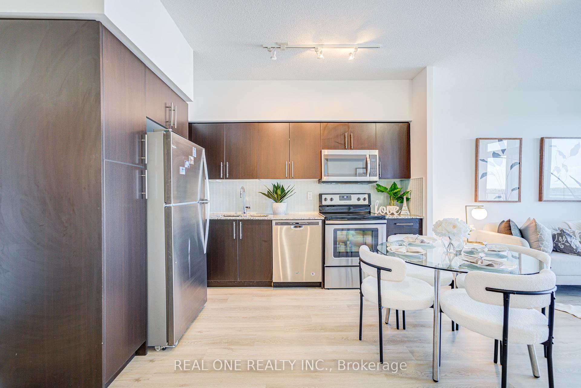 1 Bedroom Condo at 55 SPEERS, Oakville For sale