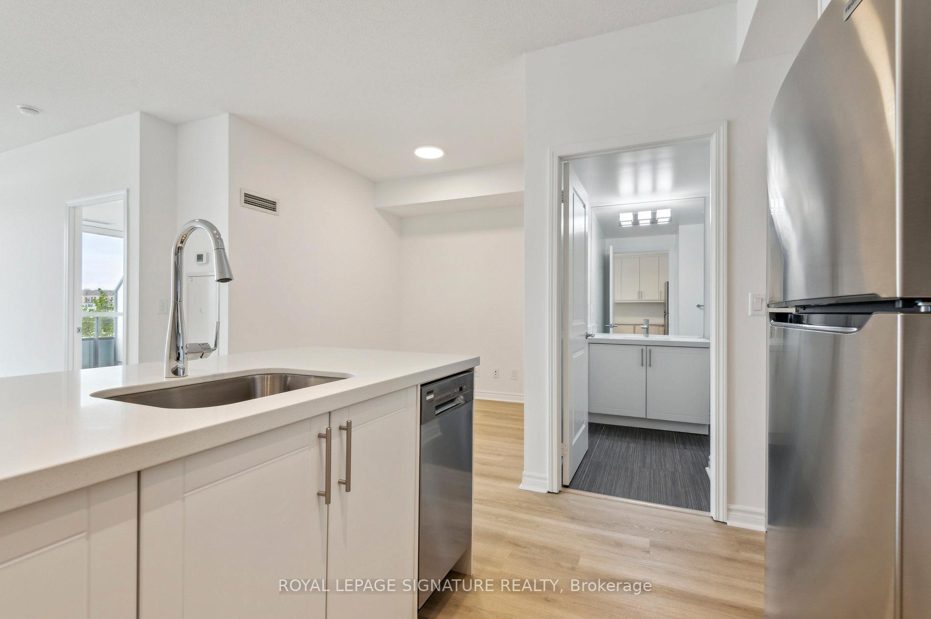 2 Bedrooms Condo at 2885 Bayview, Toronto For sale