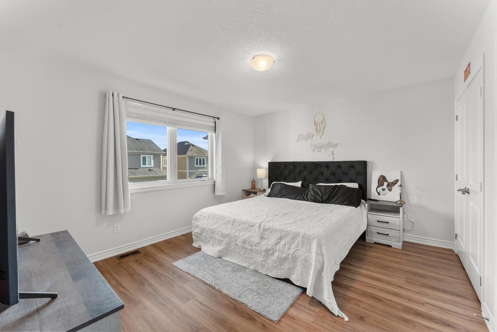 11 Warman Street