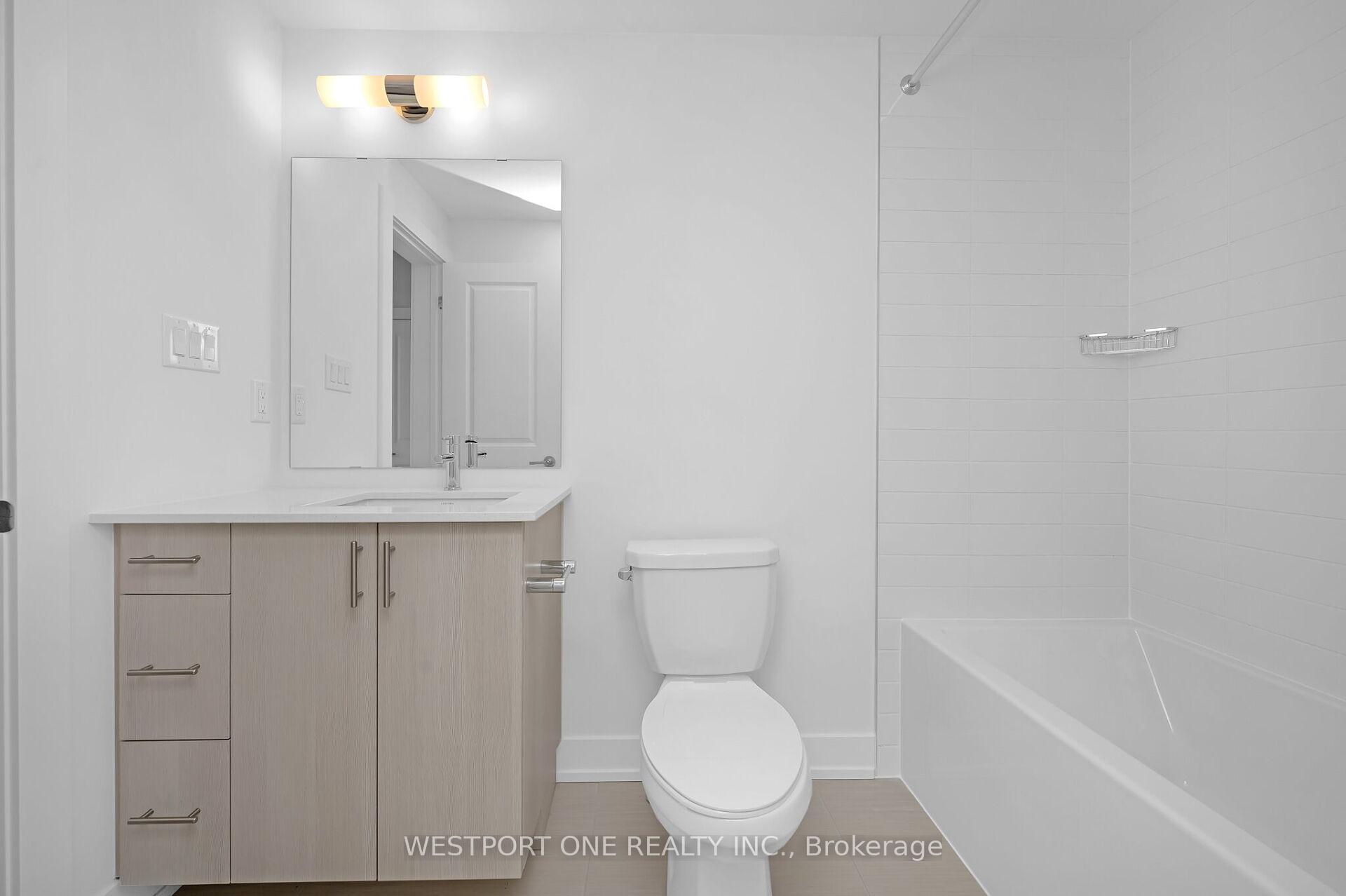 4 Bedrooms Condo at 2273 Turnberry, Burlington For sale