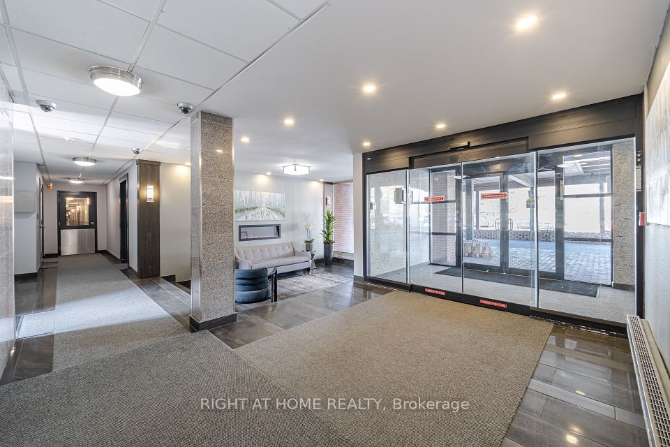 #205 - 1660 Bloor Street, Mississauga, ON L4X 1R9