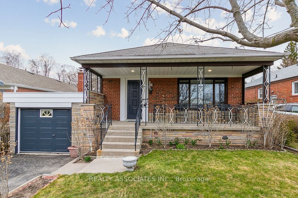 42 Fraserton