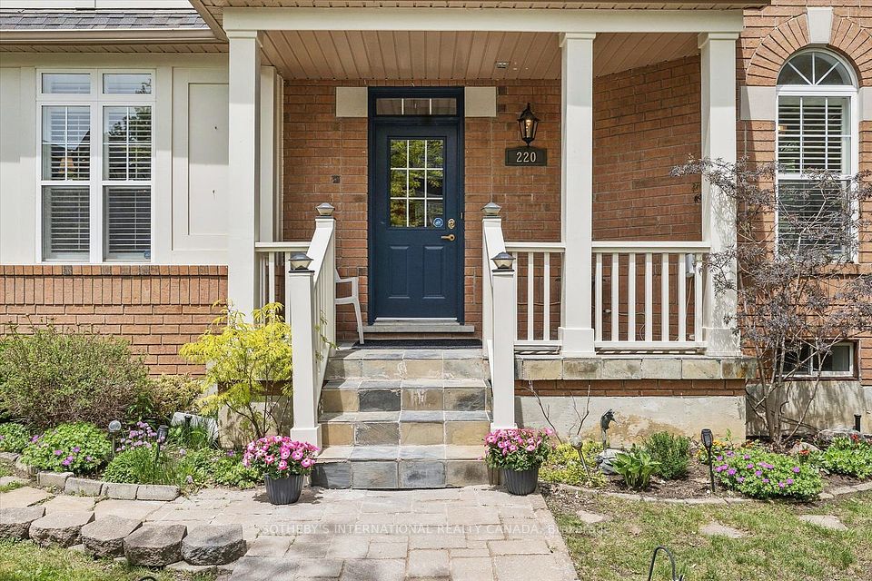 220 Walkerville