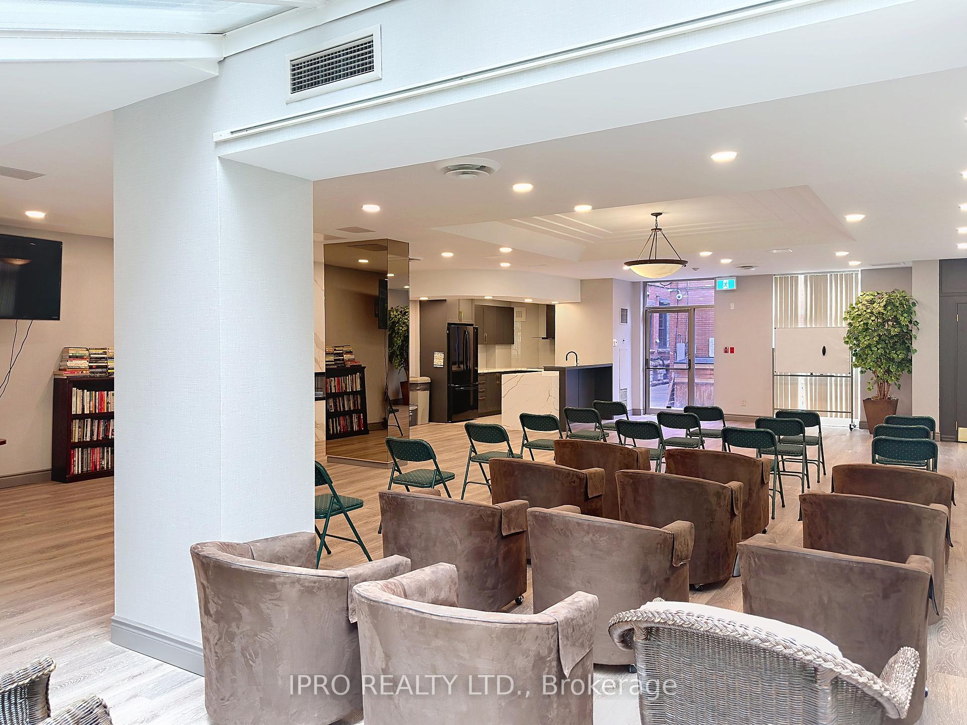 1 Bedroom Condo at 95 Prince Arthur, Toronto For sale