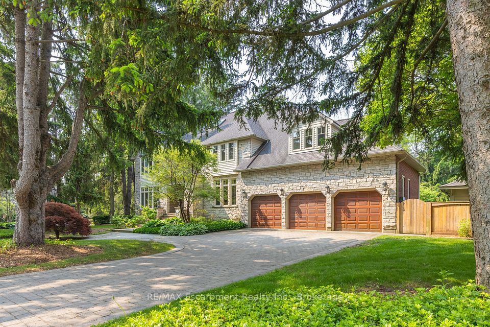 212 Poplar
