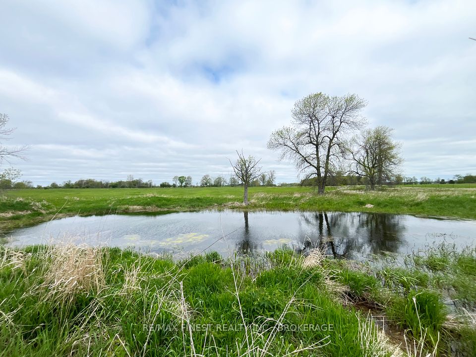 LT 17 PTS 4&5 SOUTH SHORE Road, Frontenac Islands, ON K0H 2S0