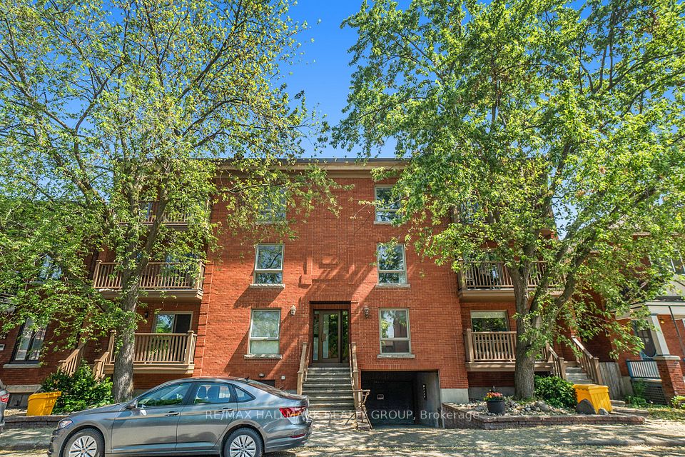160 Bruyere