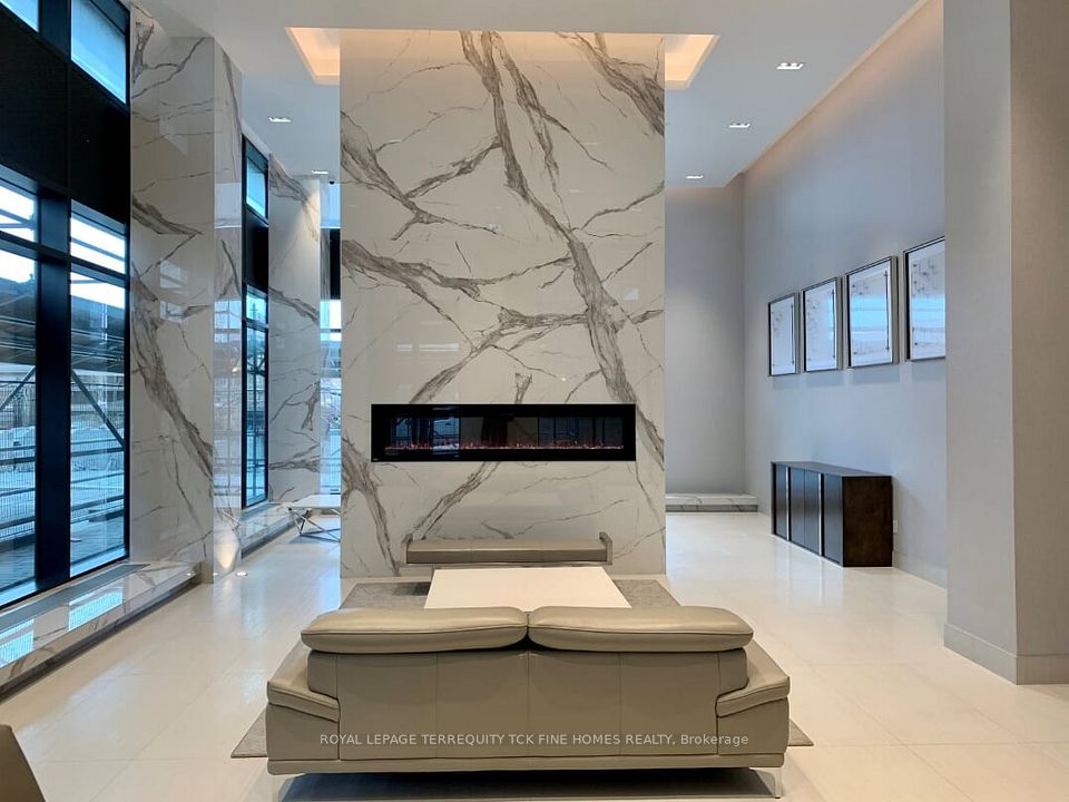 30 Shore Breeze Drive