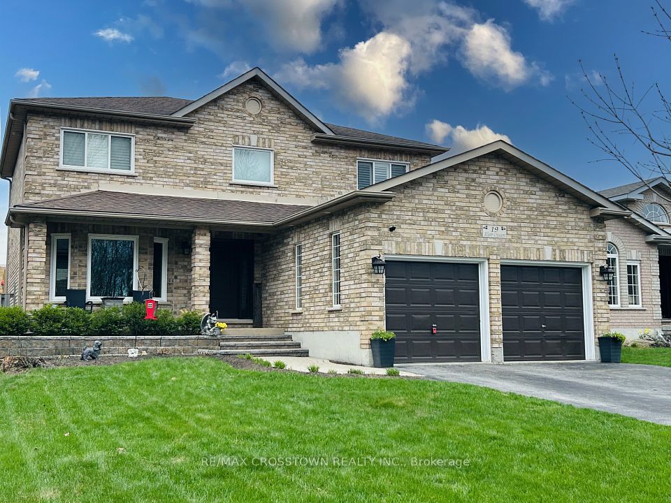 19 Allsop Crescent, Barrie, ON L4N 8T6