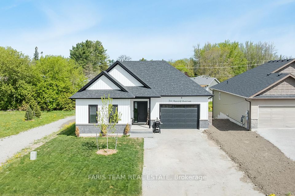 24 Harold Avenue, Severn, ON L0K 1E0