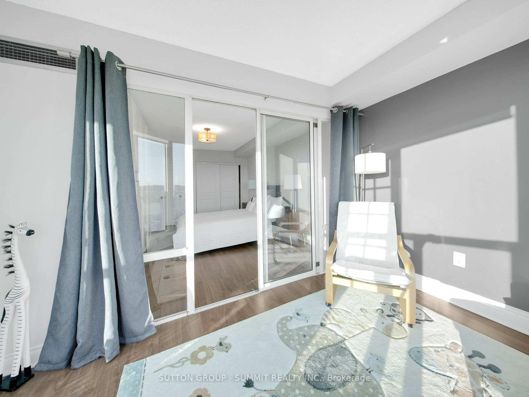 2155 Burnhamthorpe Road W, #1208