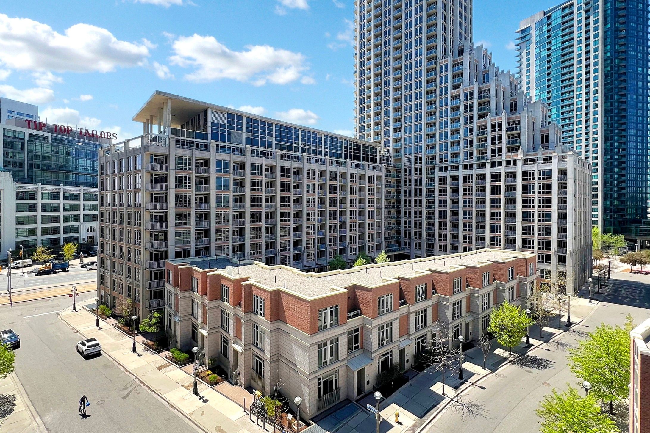 38 Iannuzzi Street 721