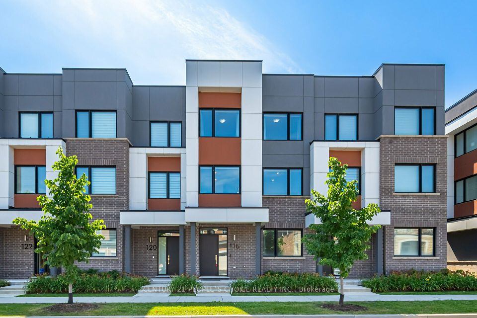 Property at 118 Huguenot Road, Oakville, ON L6H 0X5