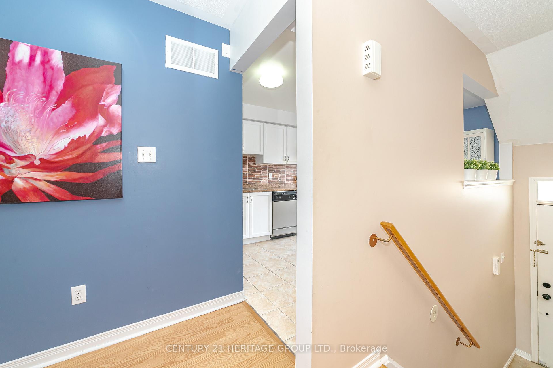 4 Bedrooms Condo at 2780 Eglinton, Toronto For sale