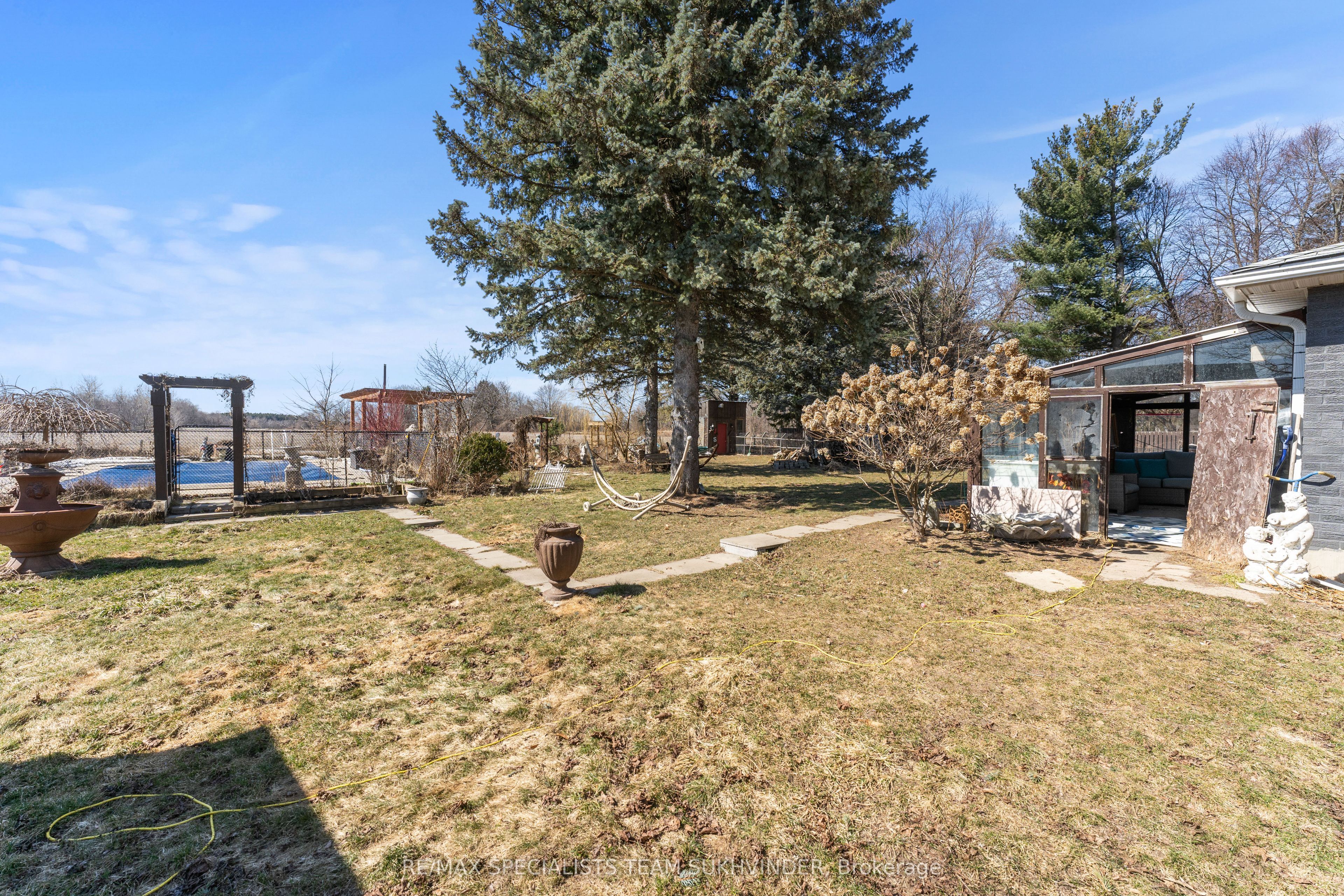 15768 Centreville Creek Road