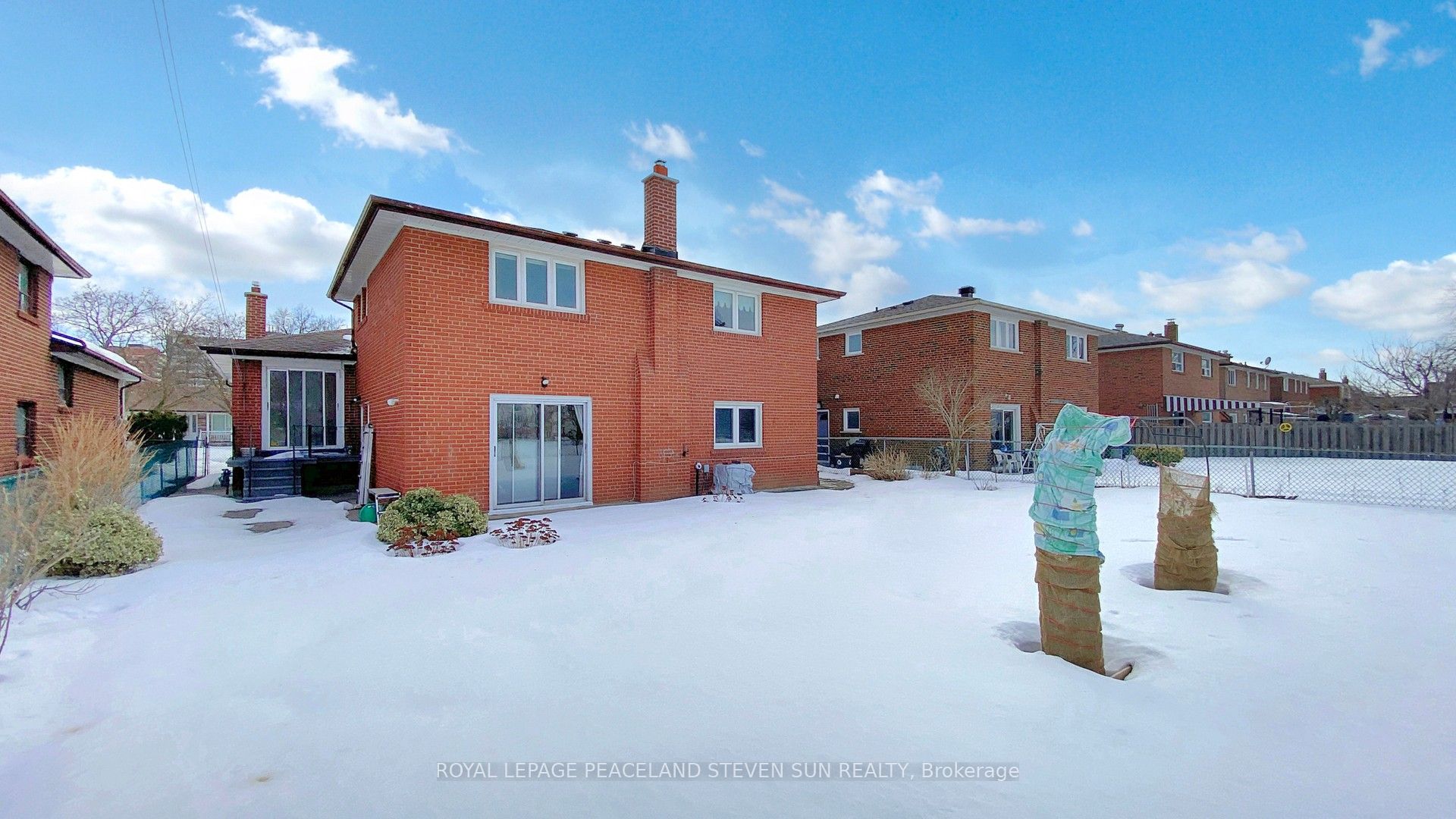 56 Bickerton Crescent, Toronto, ON M2J 3T1