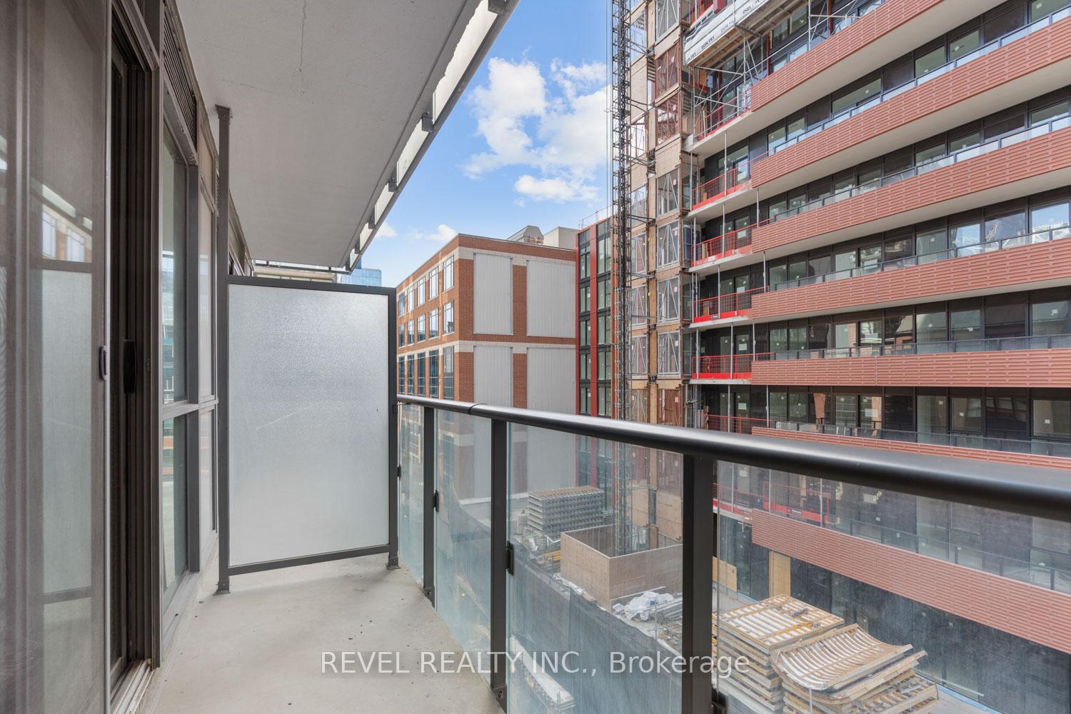 1 Bedroom Condo at 39 Sherbourne, Toronto For sale
