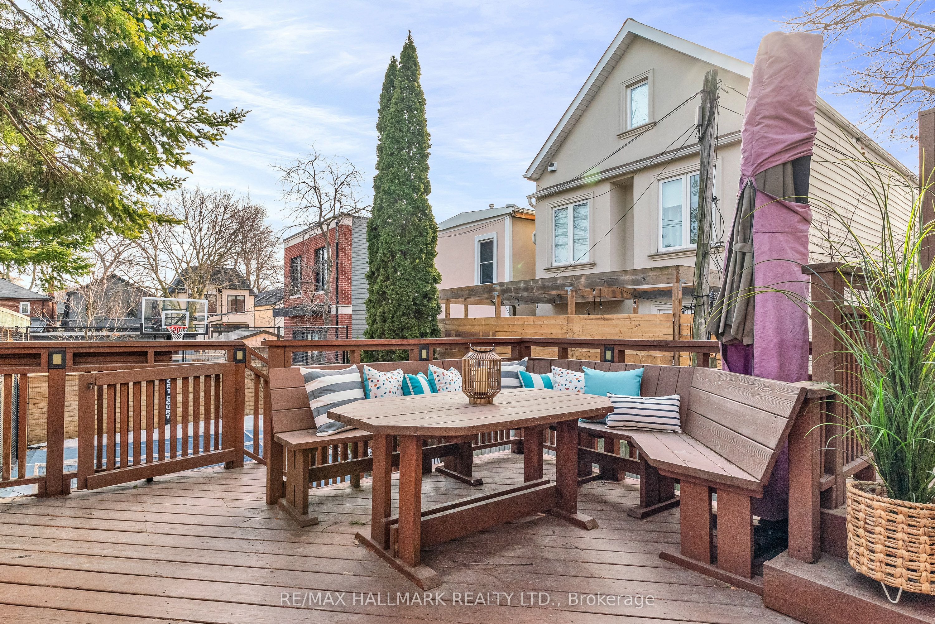 485 Davisville Avenue, Toronto, ON M4S 1J2