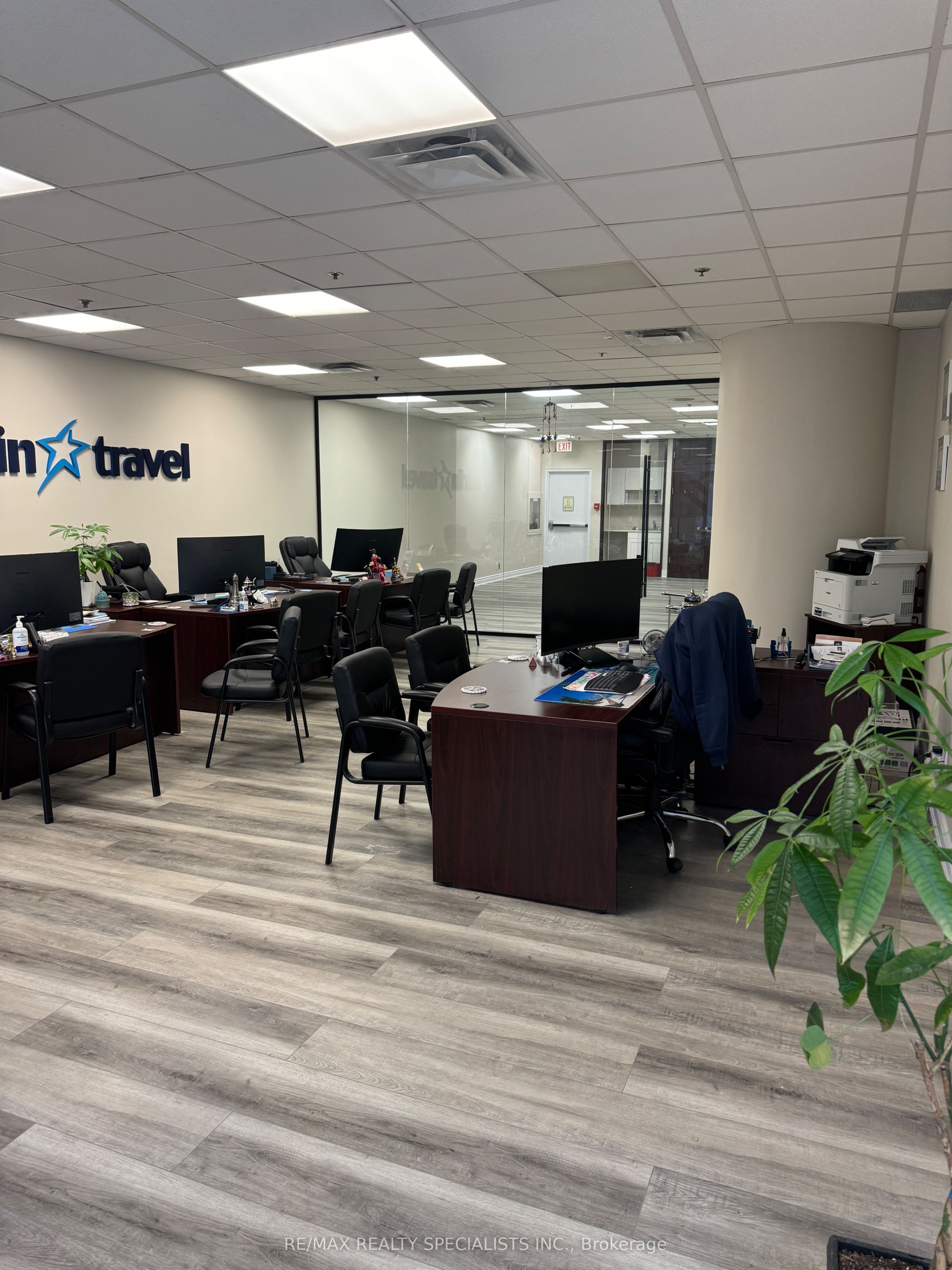 50 Burnhamthorpe Road W, #106 A