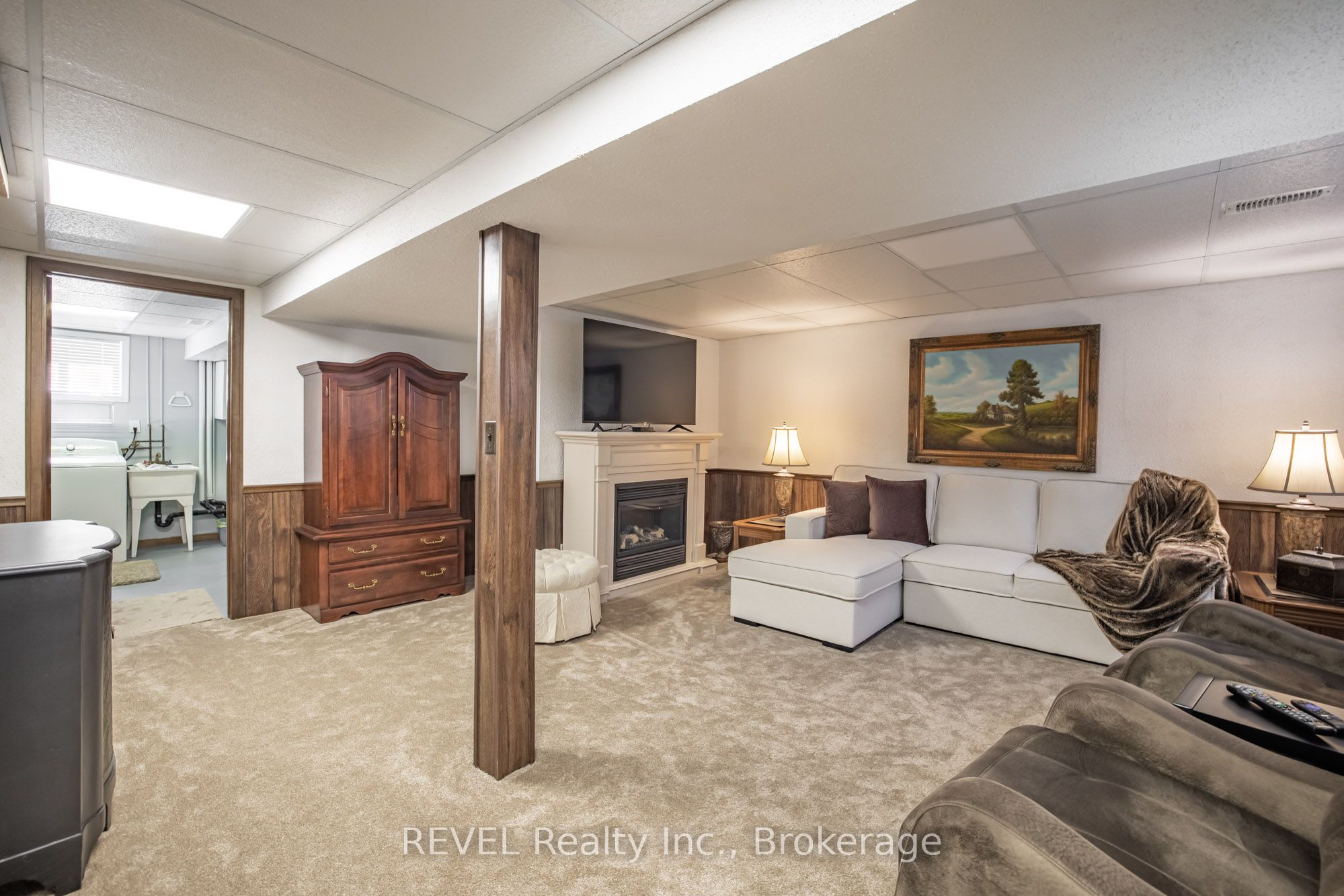 409 Vine Street, #12