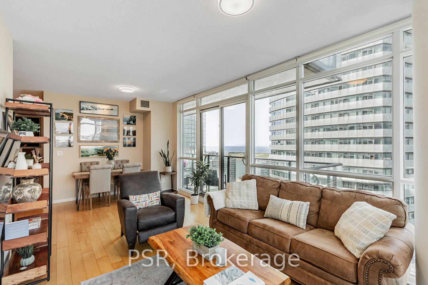 3 Bedrooms Condo at 55 Bremner, Toronto For sale