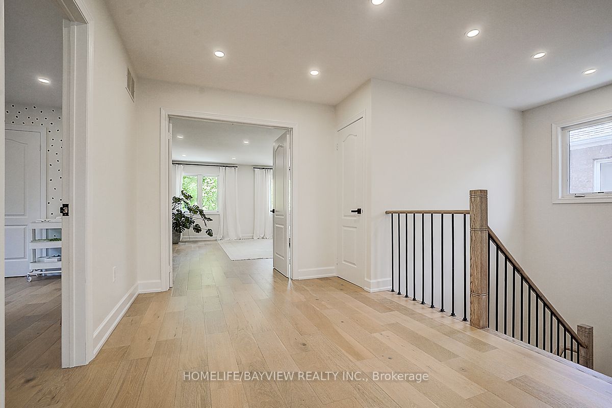 46 Canyon Hill Avenue
