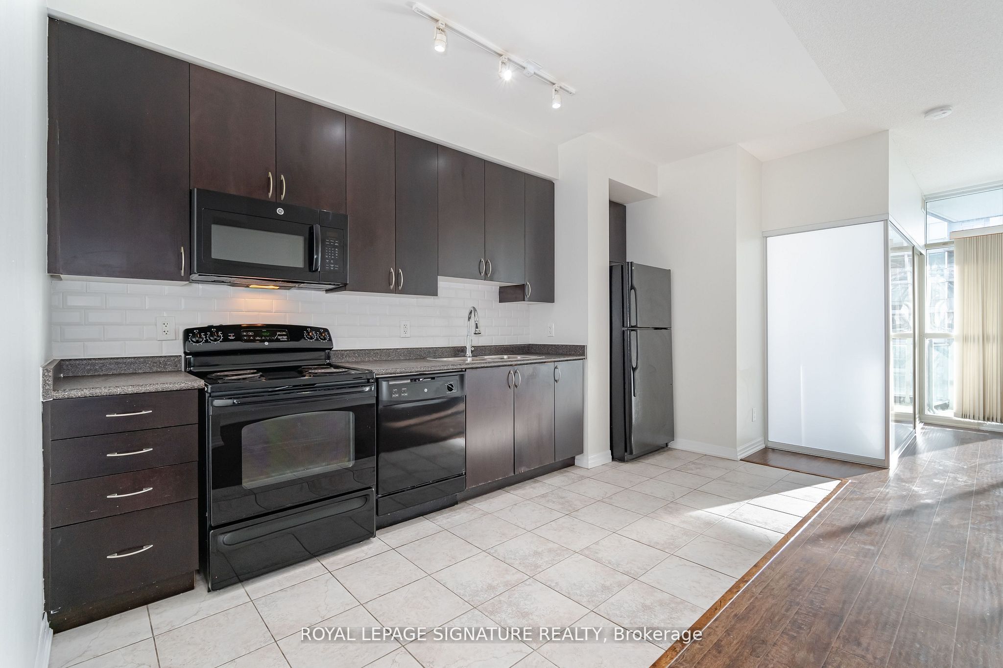 223 Webb Drive, #1509