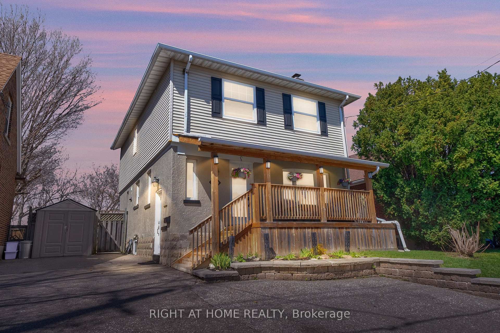 244 Oshawa Boulevard, Oshawa, ON L1G 5S9