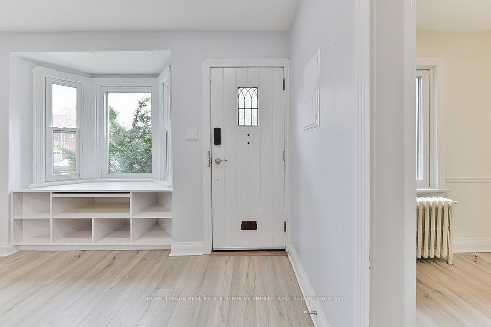 409 Mortimer Avenue, Toronto, ON M4J 2E8