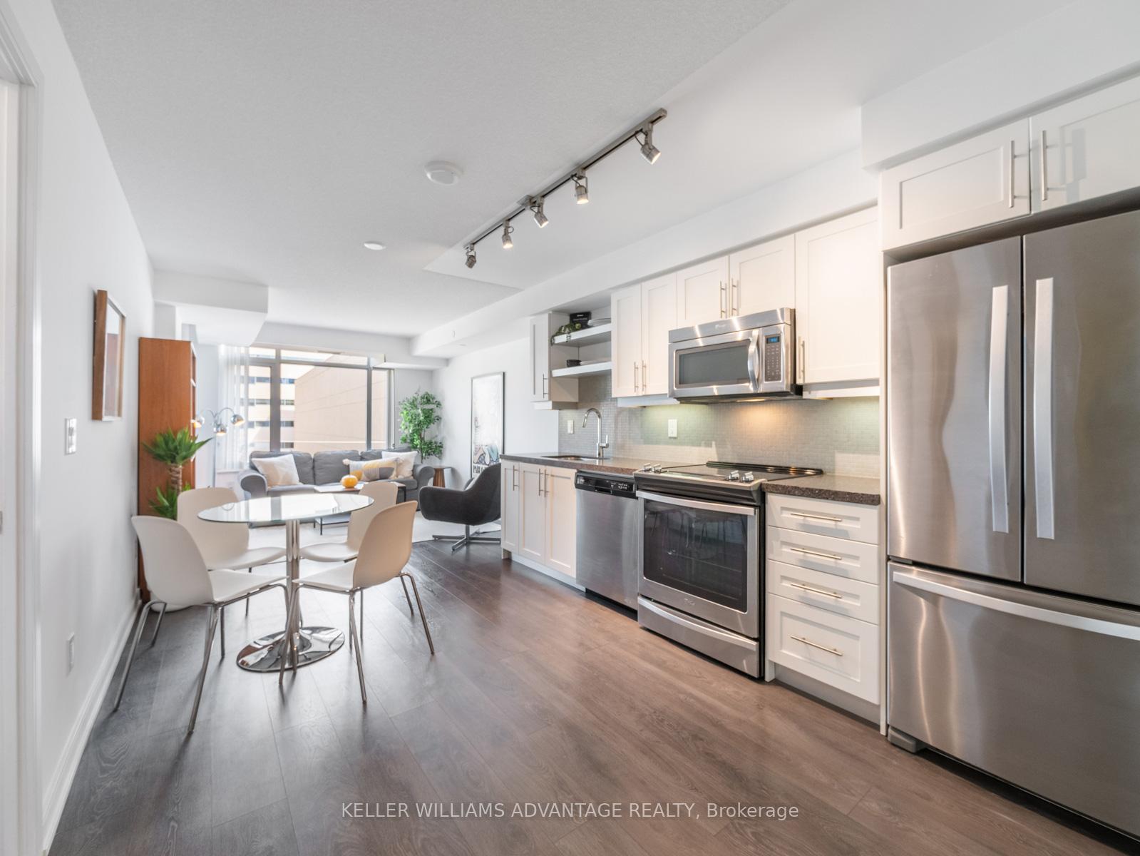 2 Bedrooms Condo at 525 Adelaide, Toronto For sale