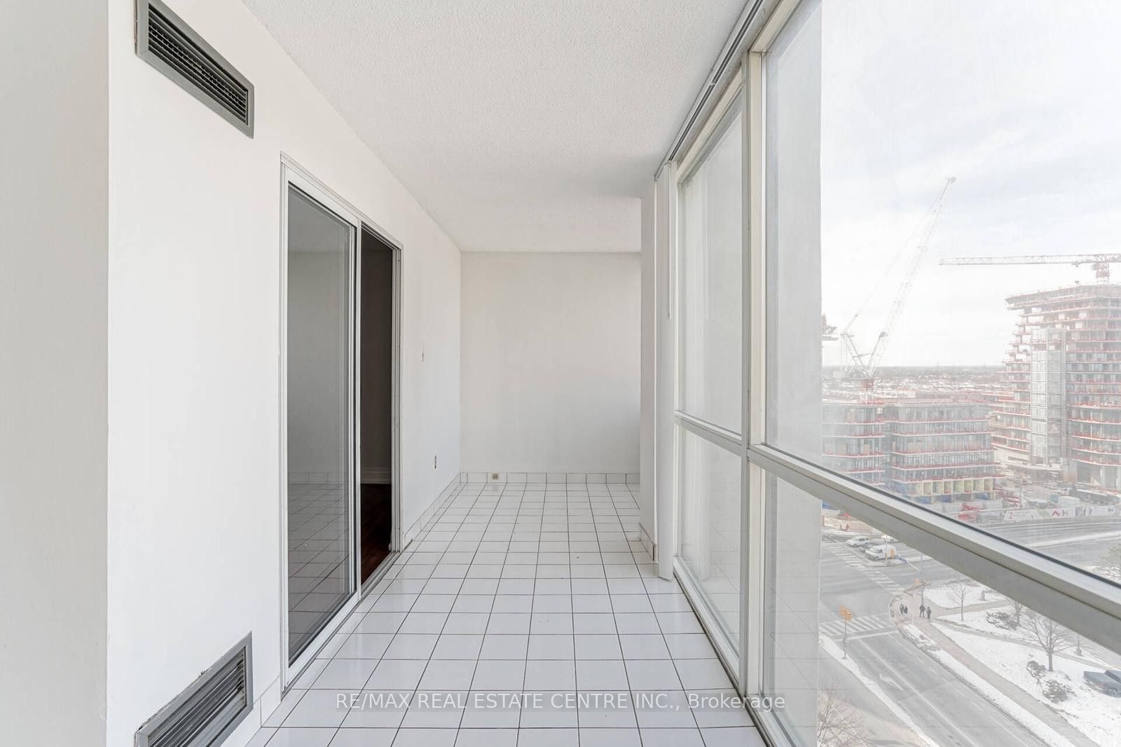 350 Webb Drive, #1407