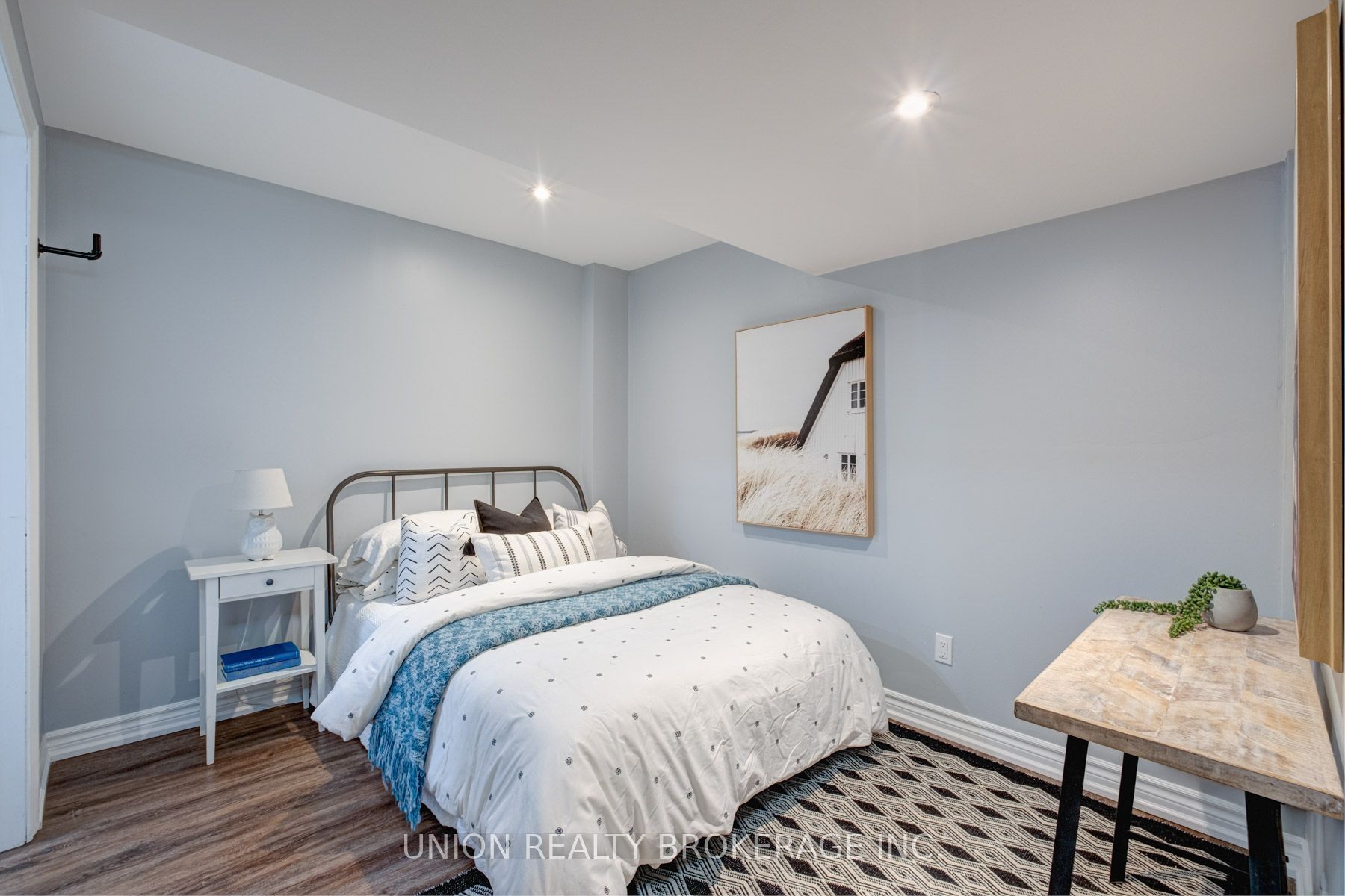 21 Courcelette Road