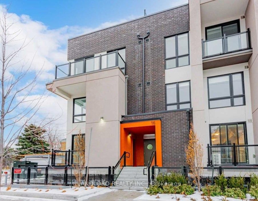#6 - 16 Marquette Avenue, Toronto, ON M6A 0E1
