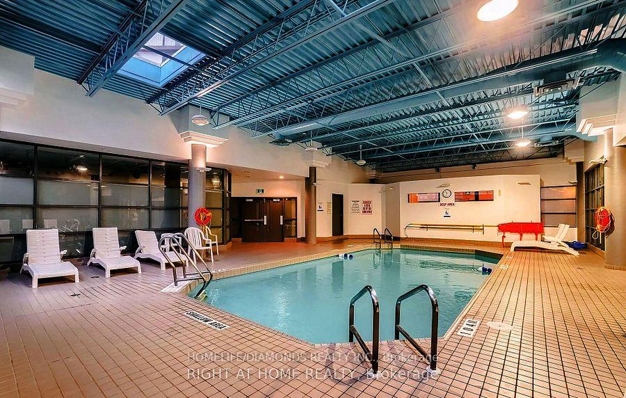 2 Bedrooms Condo at 4205 SHIPP,  Mississauga For sale