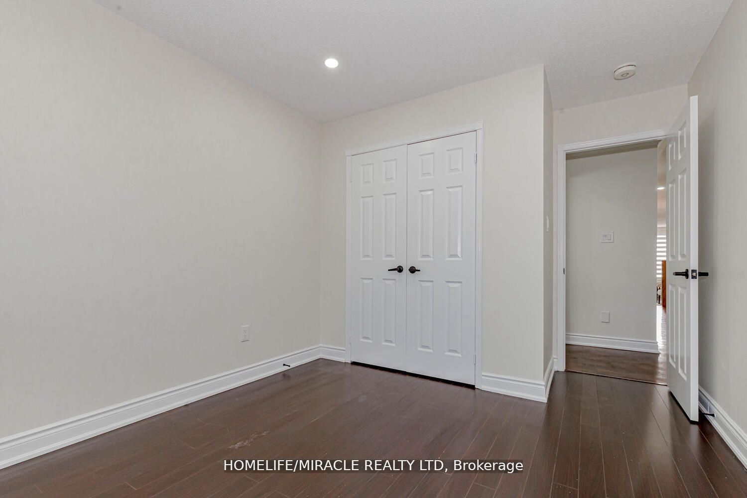 44 Leatherhead Court, #Upper