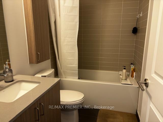 3 Bedrooms Condo at 2799 Kingston,  Toronto For sale