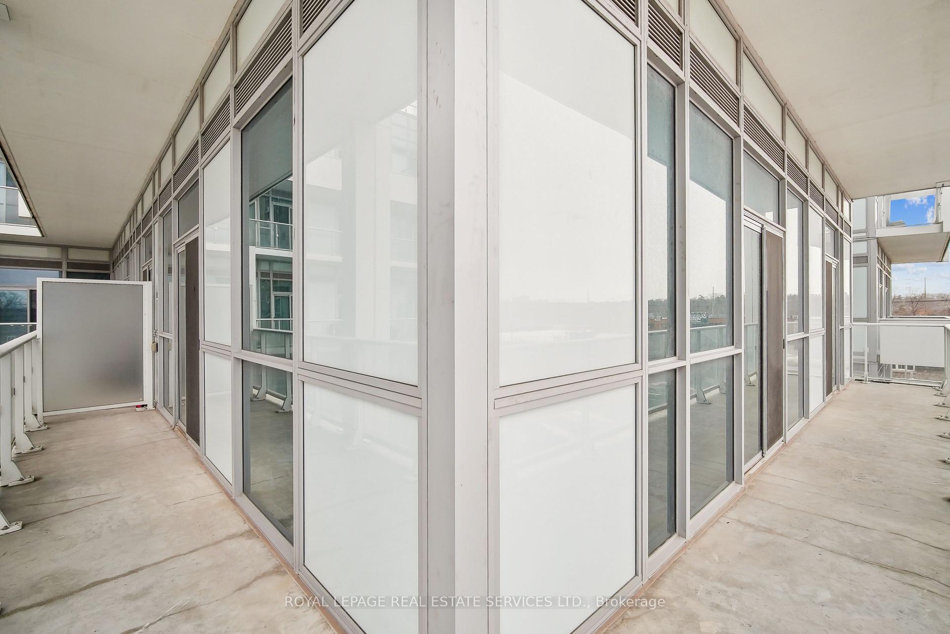 2 Bedrooms Condo at 65 Speers,  Oakville For sale